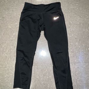 Nike cropped athletic leggings with zipper